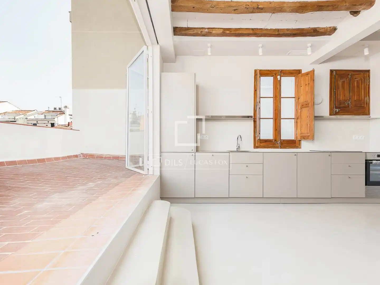 Cuina de Àtic en venda en Barcelona amb Aire condicionat, Calefacció i Terrassa
