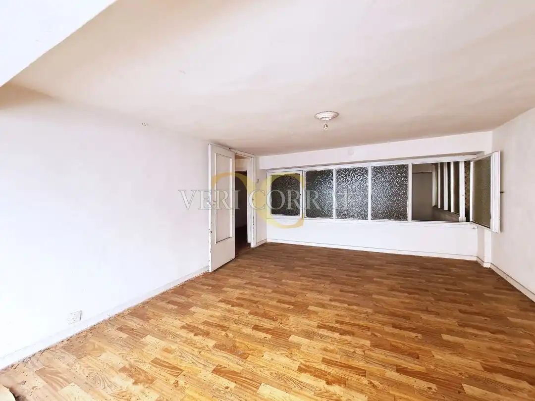 Business premises for sale in Avenida de la Constitución, imagen 13