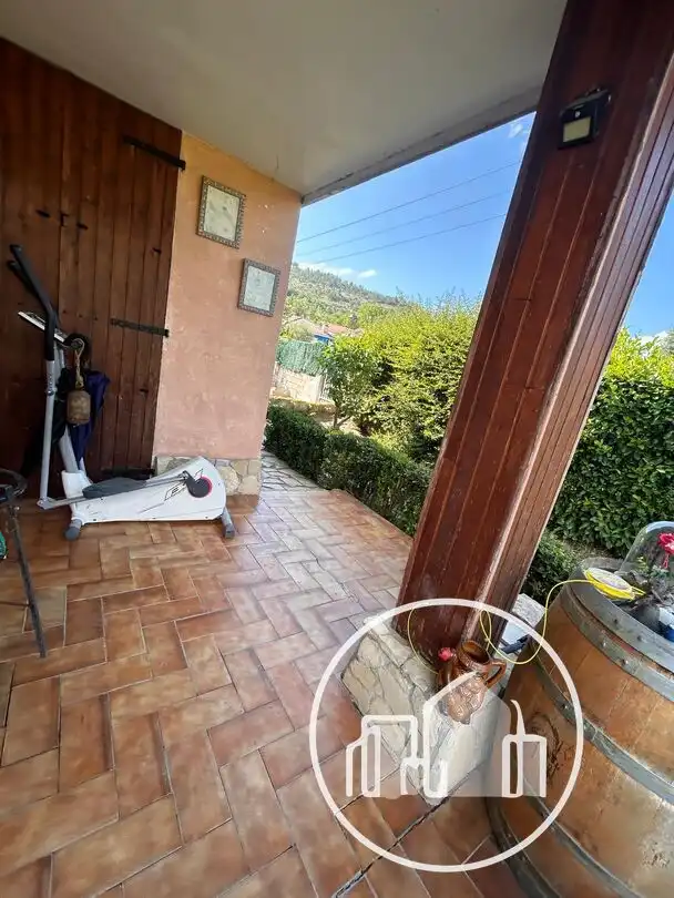 Terrassa de Casa o xalet en venda en Pedroso amb Calefacció