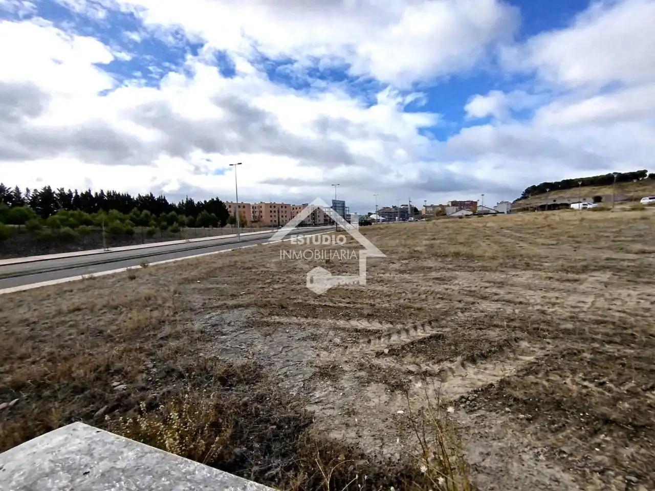 Residential land for sale in Calle Eliseo Sainz Ripa, imagen 31