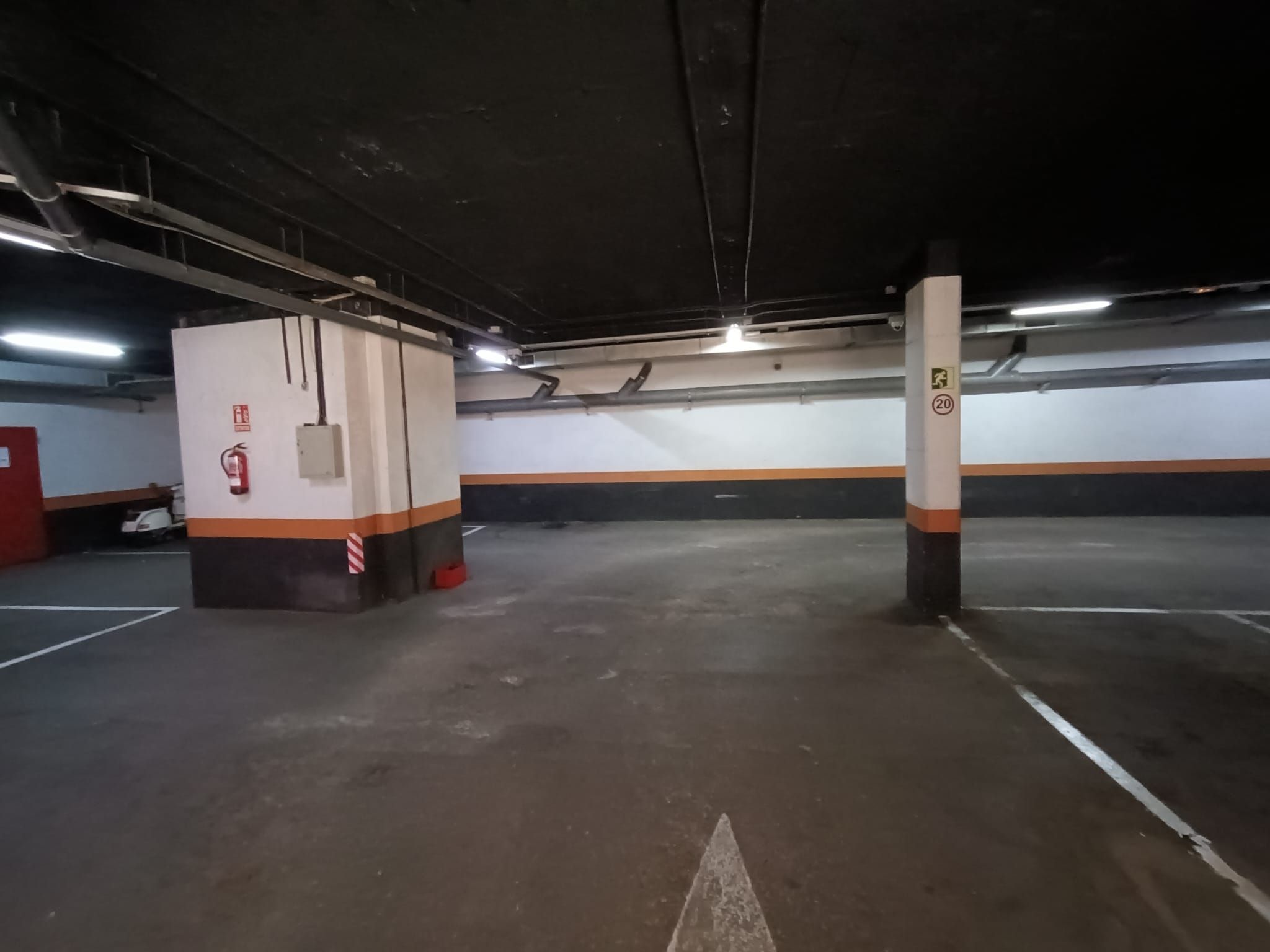 Parking of Garage to rent in  Madrid Capital