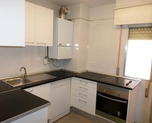 Kitchen of Flat to rent in  Zaragoza Capital