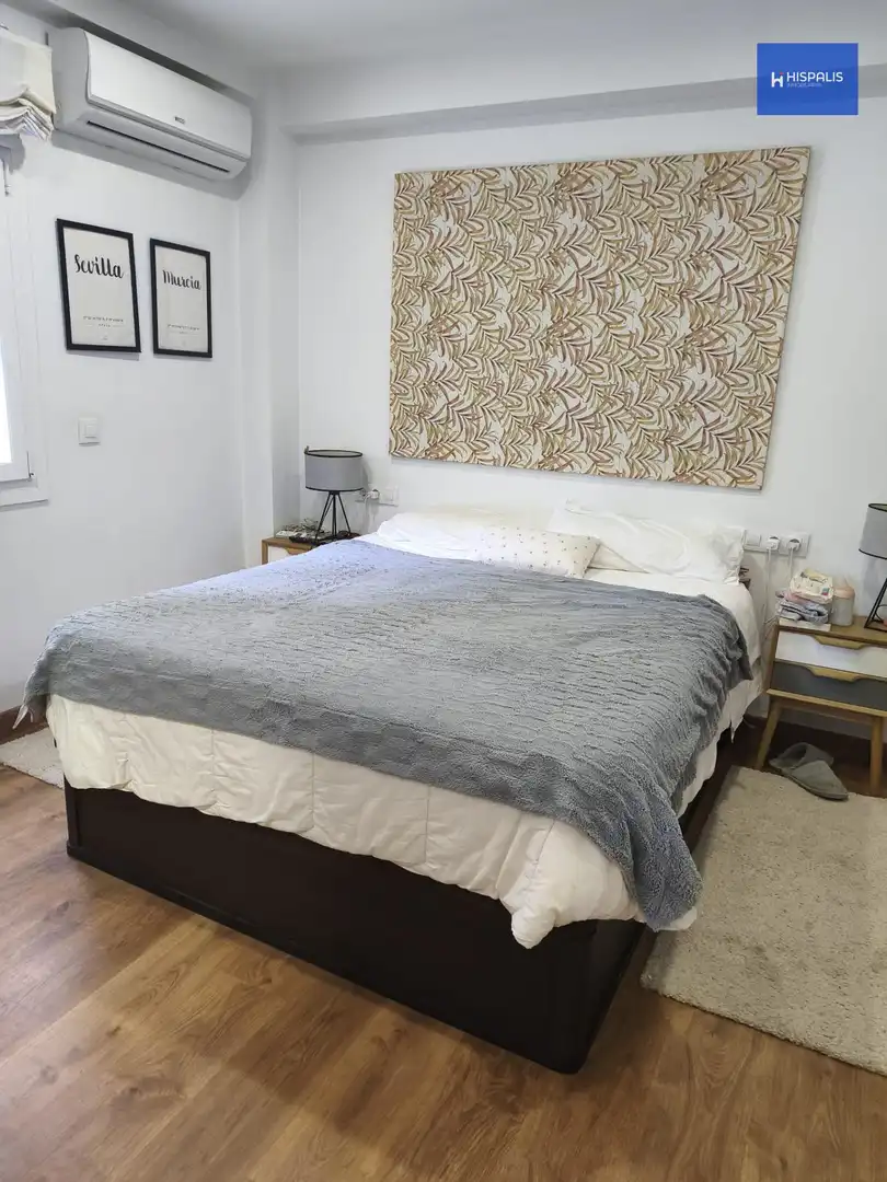 Habitación de Piso en venta en Sevilla con Calefacción y Terraza