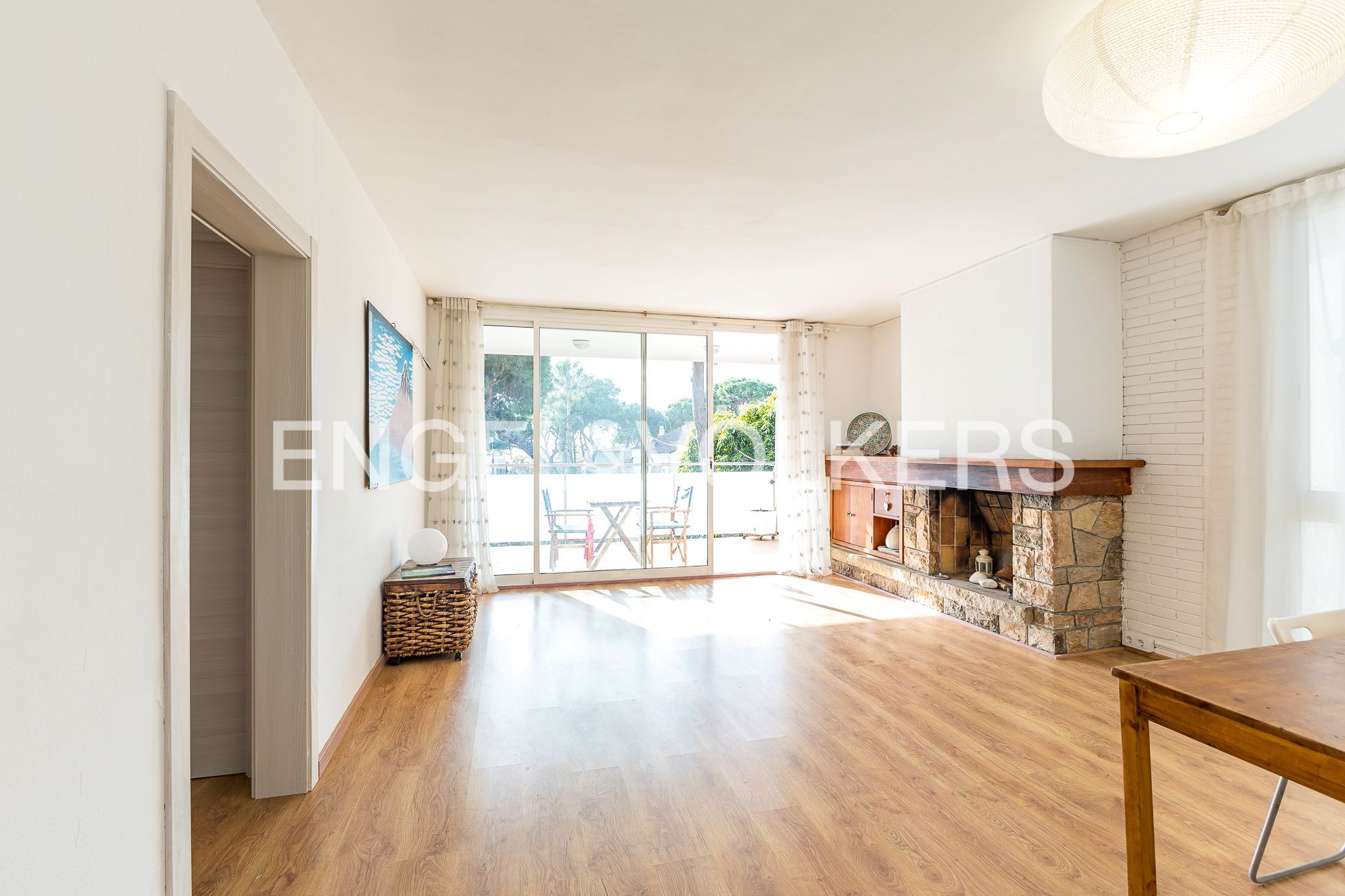 Living room of Apartment for sale in Castelldefels  with Heating, Private garden and Parquet flooring