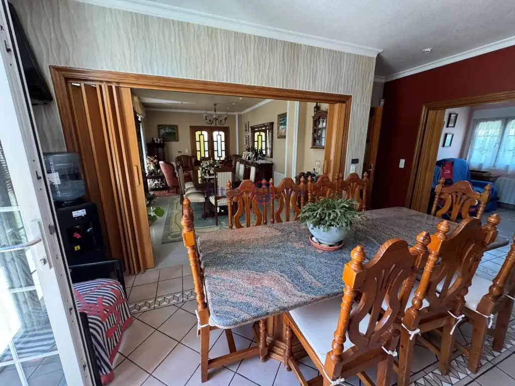 Casa amb piscina en venda a Urbanizacion Alamedas - Sutullena, imagen 5