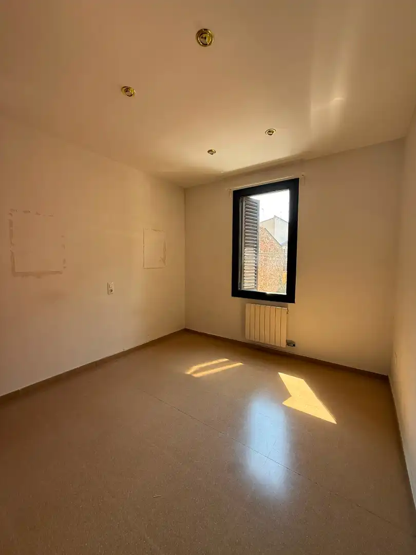 Schlafzimmer von Wohnung zur Miete in Sant Celoni mit Klimaanlage und Heizung