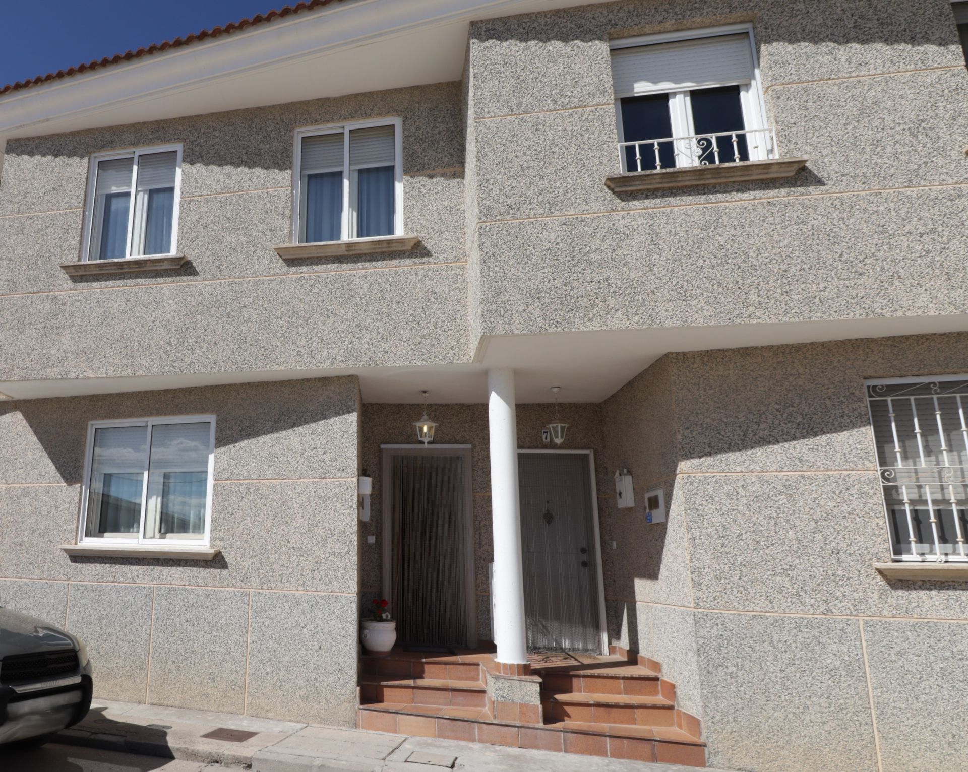 Exterior view of Single-family semi-detached for sale in Villanubla  with Heating, Storage room and Oven