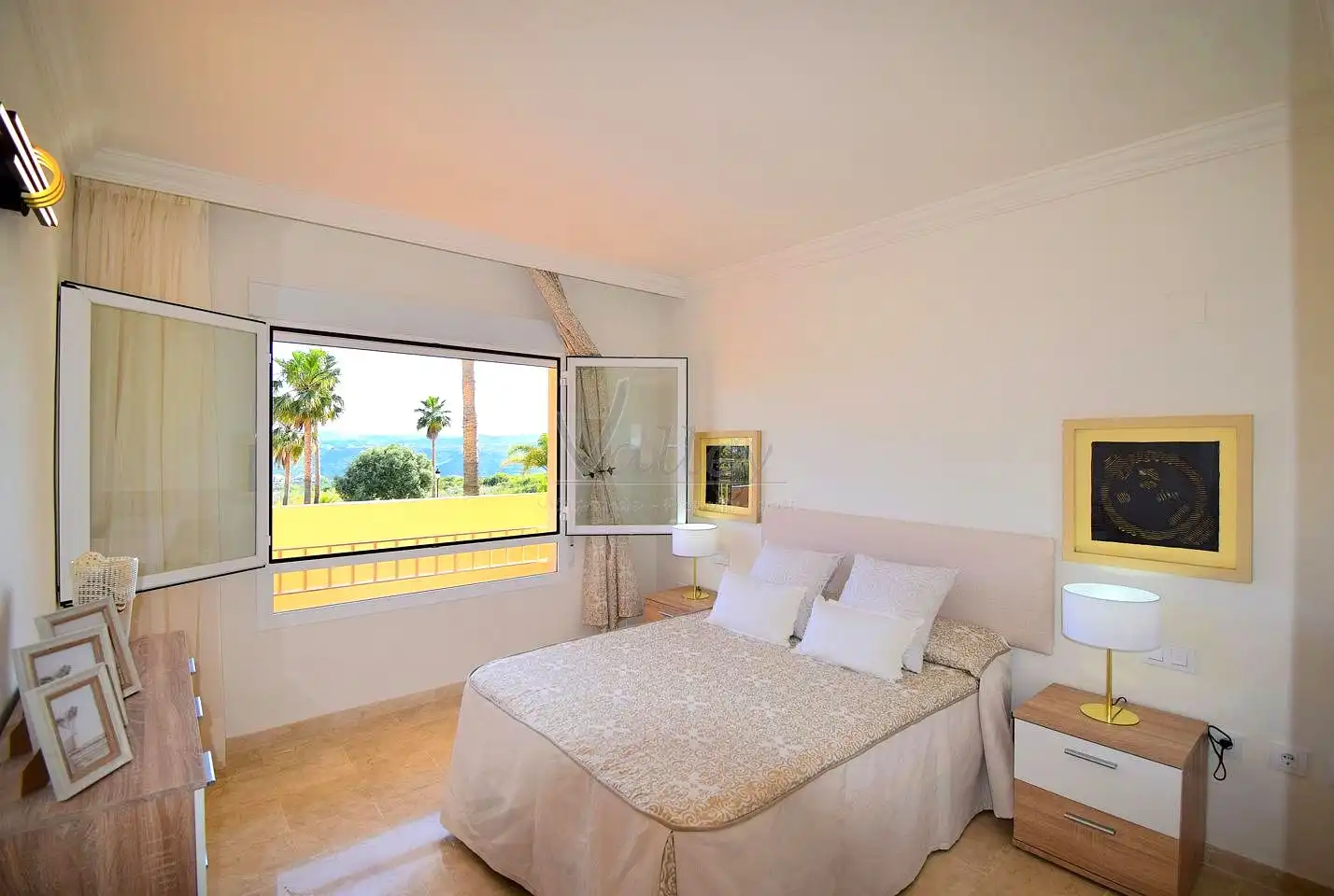 Apartamento de alquiler en La Duquesa