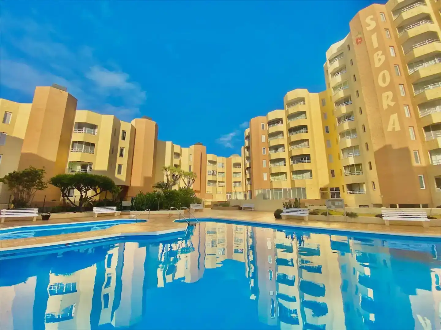 Piscina de Piso en venta en Los Silos con Jardín privado, Piscina y Amueblado