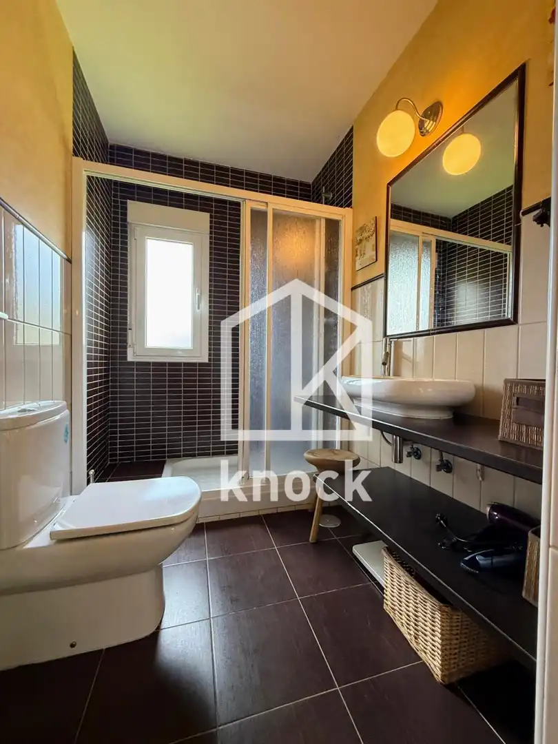 Bathroom of Houses for sale in Villaviciosa  with Heating, Terrace and Storage room