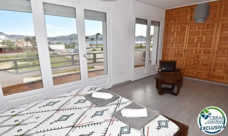 Dormitori de Edifici en venda en Empuriabrava