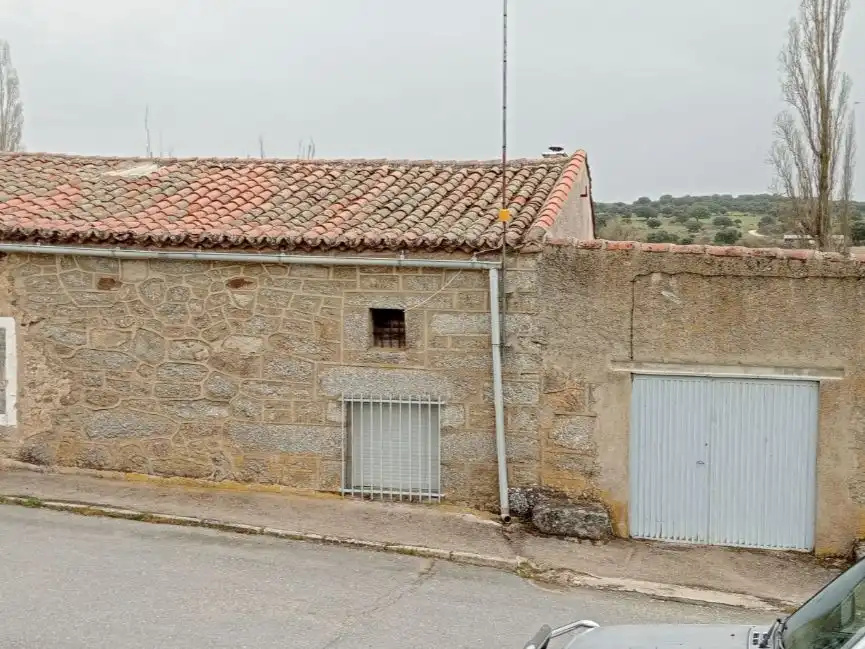 Casa rústica en venda a Calle Real 5