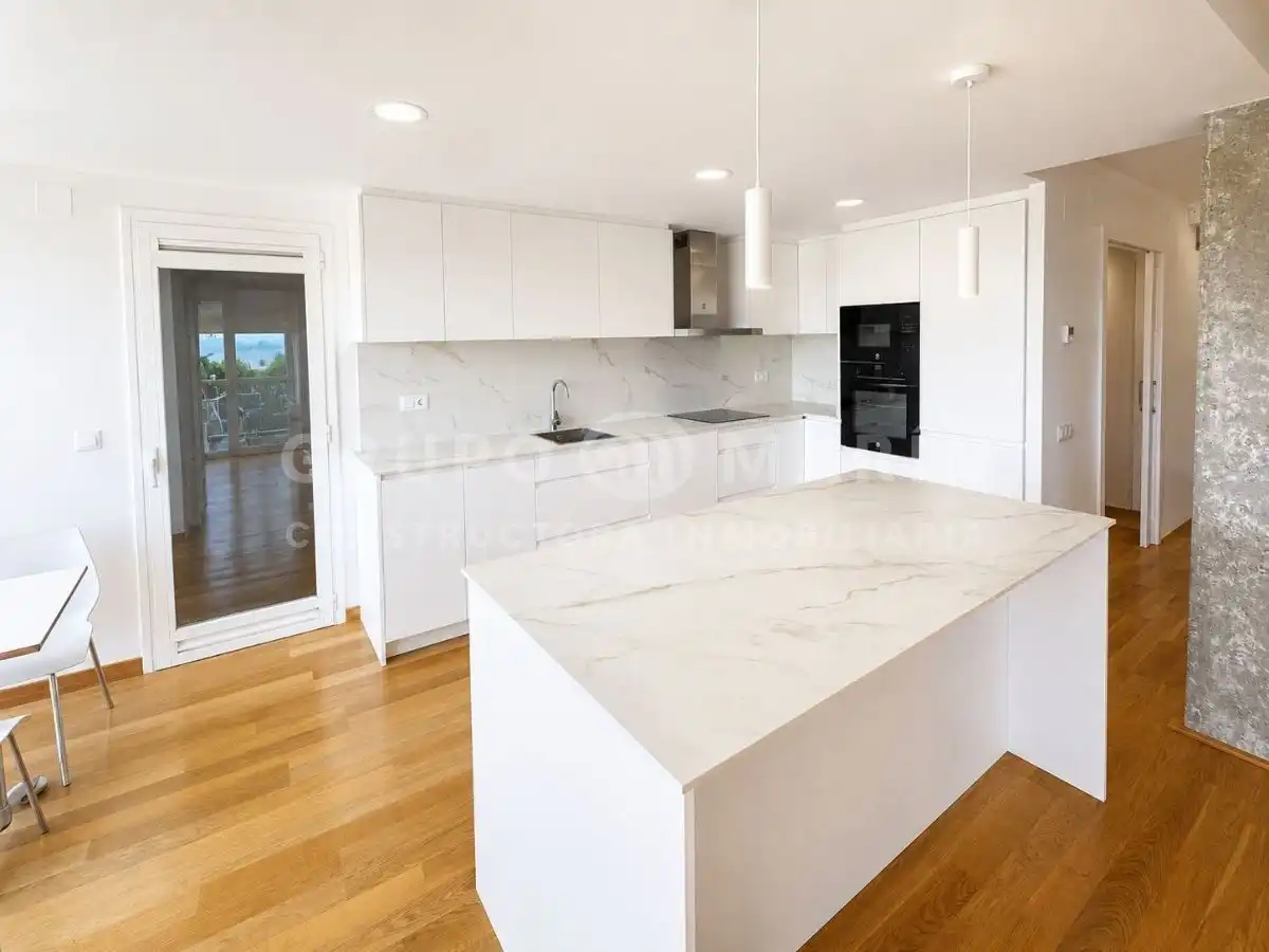 Cocina de Dúplex en venta en Sant Andreu de Llavaneres con Aire acondicionado, Terraza y Trastero