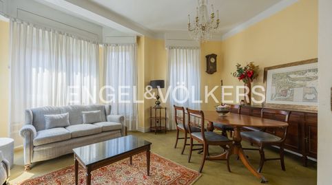 Foto 3 de Piso en venta en Alhóndiga, Bilbao