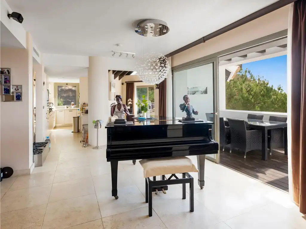 Dúplex con piscina en venta en Los Flamingos, imagen 4