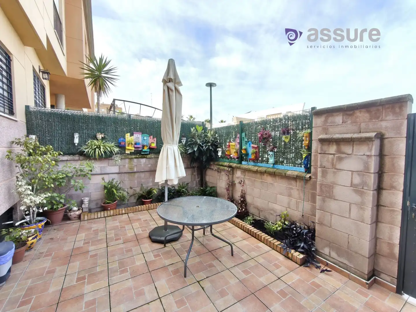 Terraza de Casa adosada en venta en Huelva con Aire acondicionado, Calefacción y Jardín privado