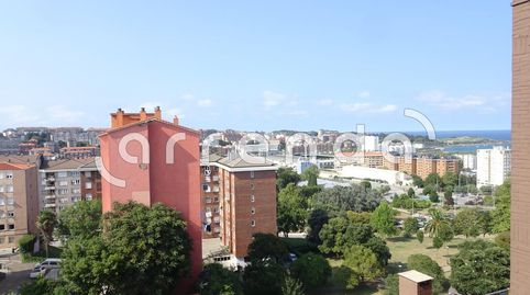 Foto 2 de Pis de lloguer a Calle Fernando de Los Ríos, Los Castros, Santander