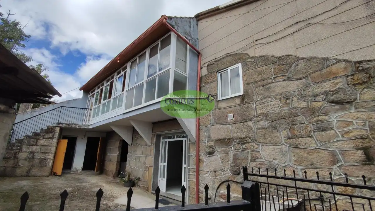 Vista exterior de Casa o chalet en venta en Sarreaus con Jardín privado
