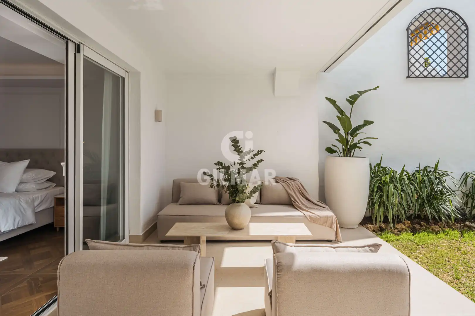 Terrassa de Planta baixa en venda en Marbella amb Calefacció, Jardí privat i Piscina