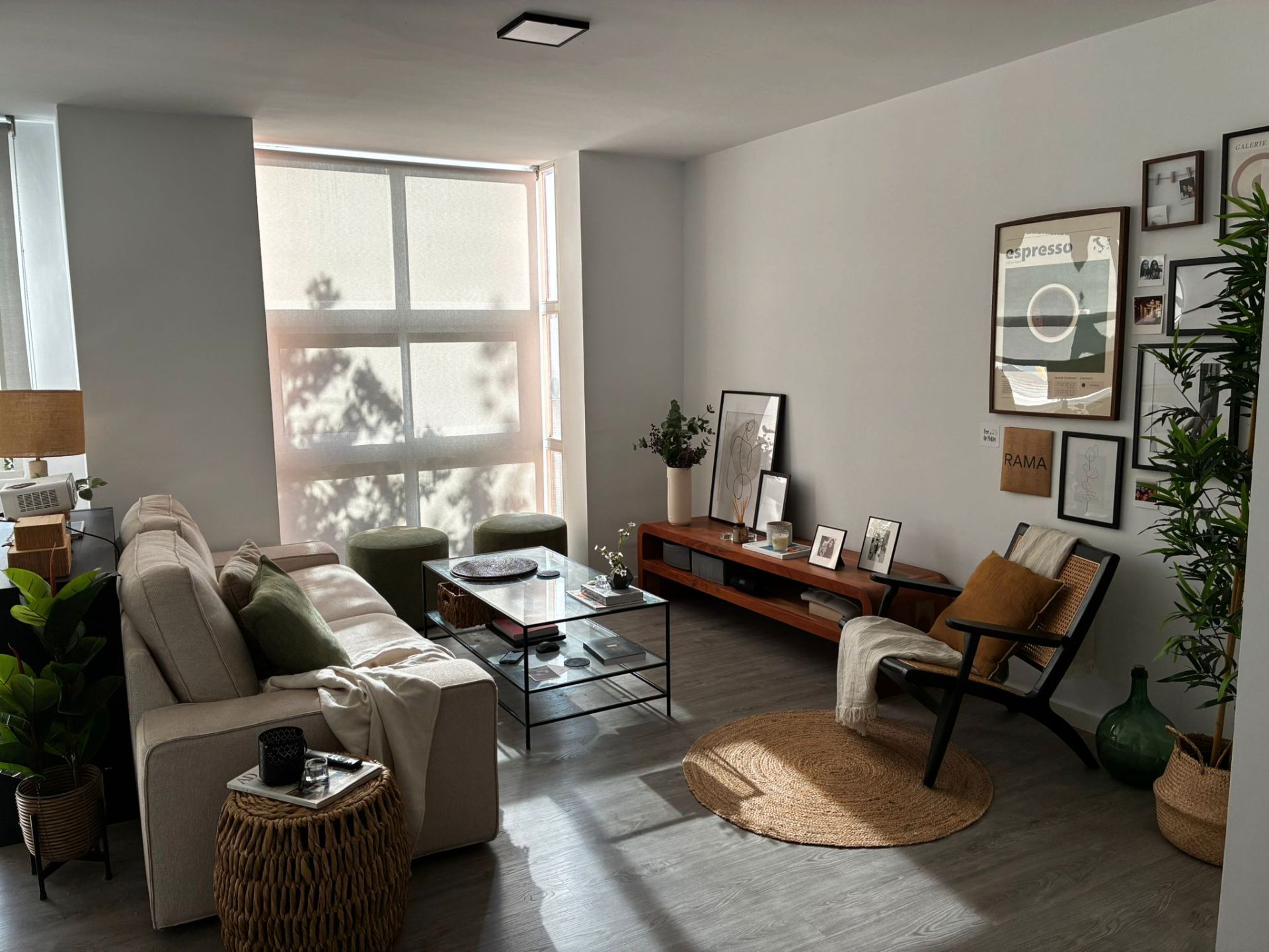 Living room of Office for sale in Málaga Capital  with Air Conditioner and Furnished