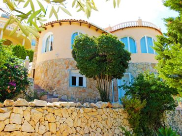 Casa con giardino in vendita a Canuta