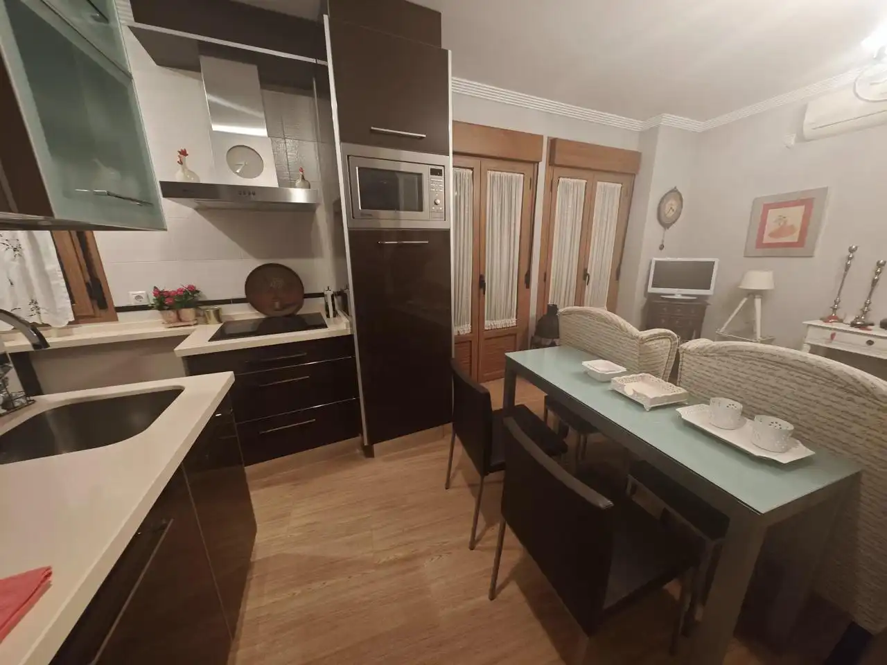 Küche von Wohnung zum Verkauf in Navaconcejo mit Klimaanlage