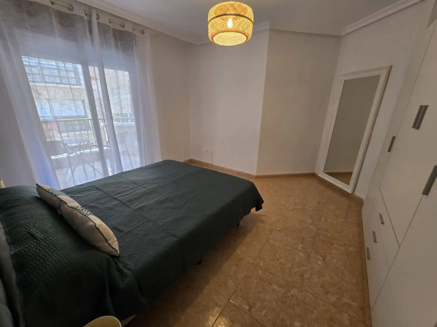 Habitación de Piso en venta en Águilas con Balcón