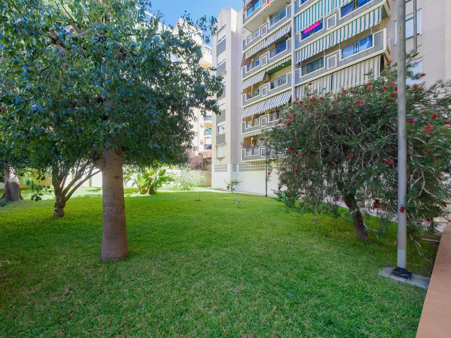 Vista exterior de Piso en venta en Málaga con Jardín privado, Terraza y Trastero