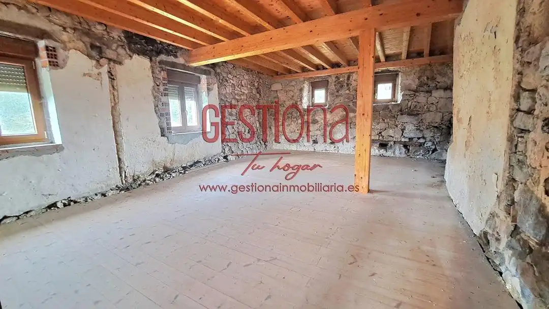 Detached homes for sale in Limpias  with Private garden and Balcony