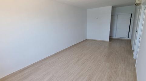 Foto 5 de Apartament en venda a Paseo Marítimo Rey de España, 80, Playa de los Boliches, Fuengirola