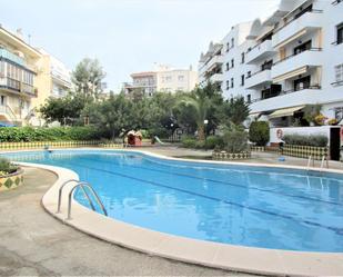 Piscina de Pis en venda en Sant Pere de Ribes amb Balcó