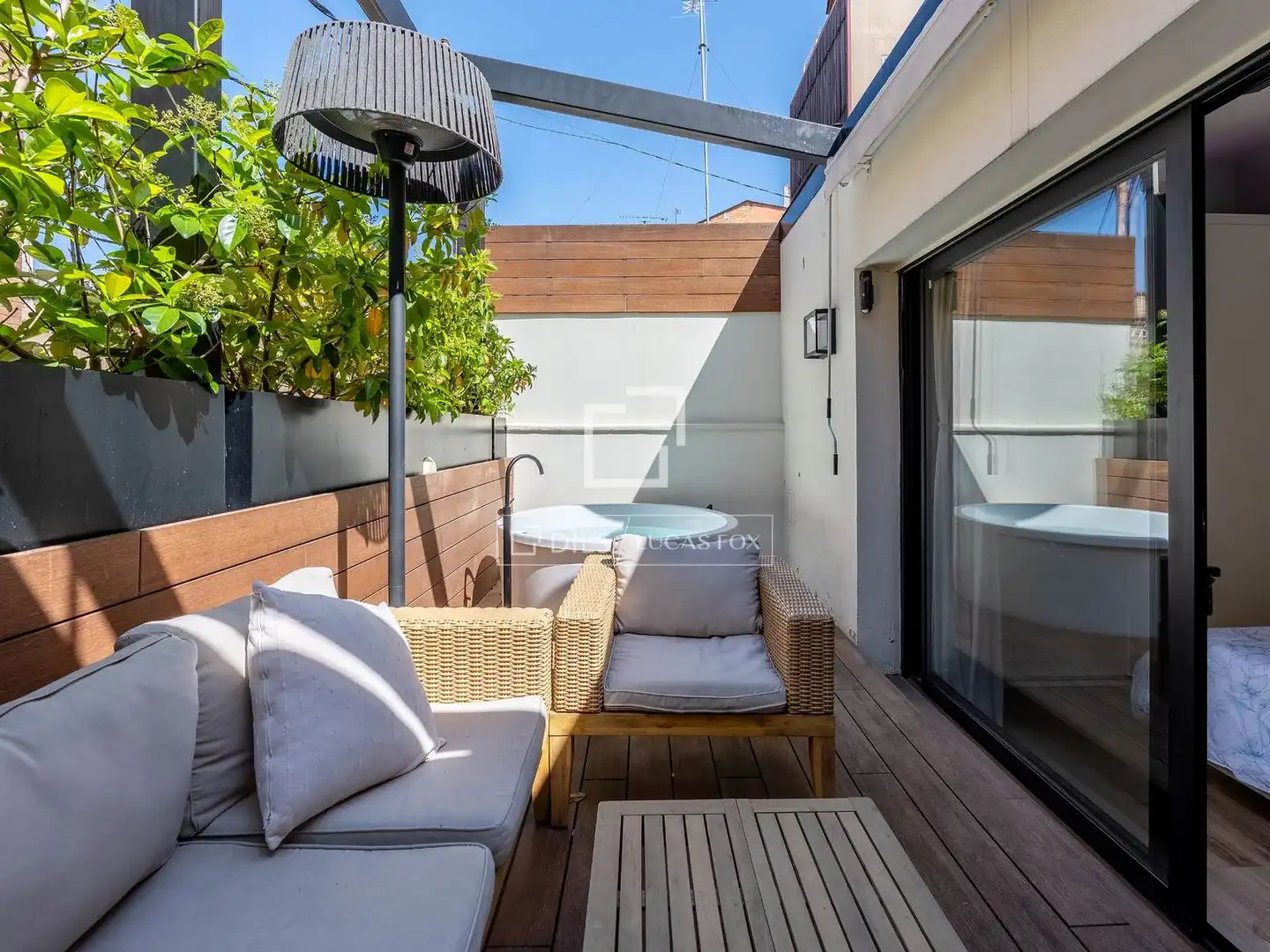 Terraza de Casa o chalet en venta en Cornellà de Llobregat con Aire acondicionado, Terraza y Balcón