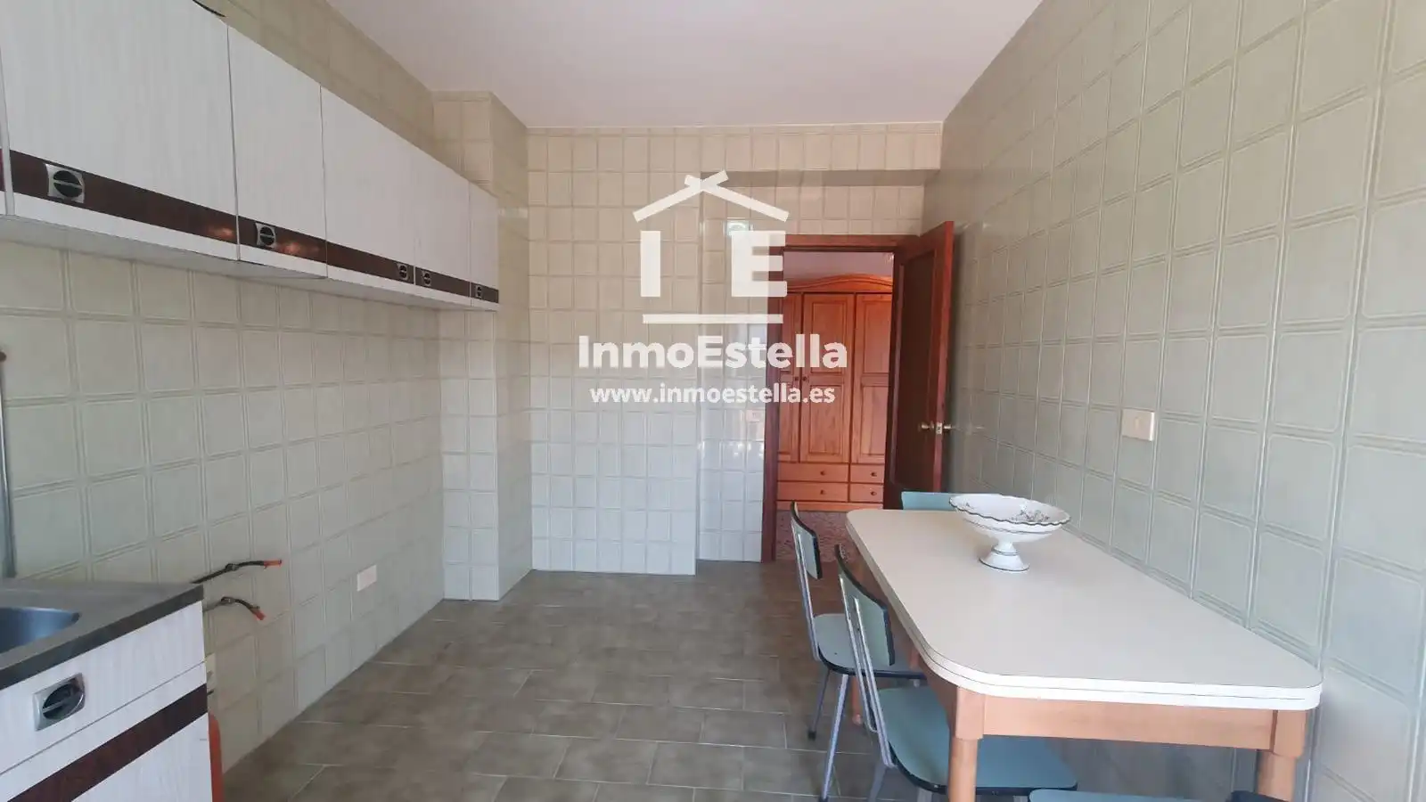 Cuina de Pis en venda en Améscoa Baja amb Calefacció i Terrassa