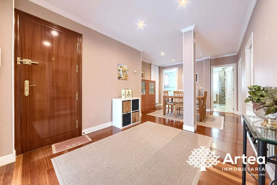 Flat for sale in Portugalete  with Heating and Balcony