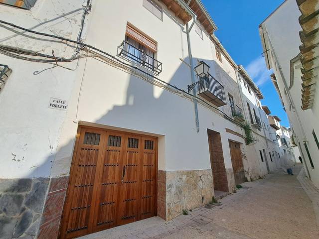 Casa-chalet en Venta en Calle POBLETE, 18 en Requena