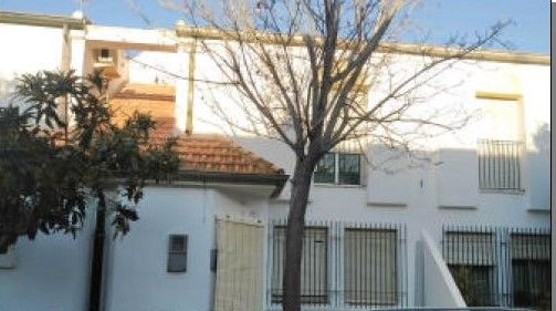 Vista exterior de Casa o xalet en venda en Villanueva de las Torres amb Moblat