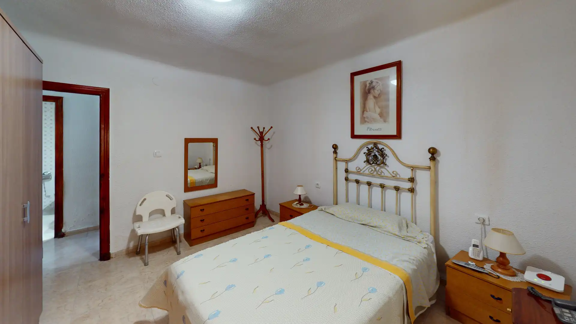 Habitación de Piso en venta en Alicante / Alacant con Aire acondicionado y Amueblado