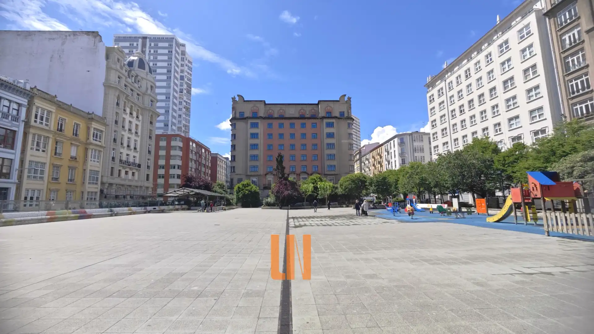 Vista exterior de Piso en venta en A Coruña Capital  con Calefacción, Parquet y Internet