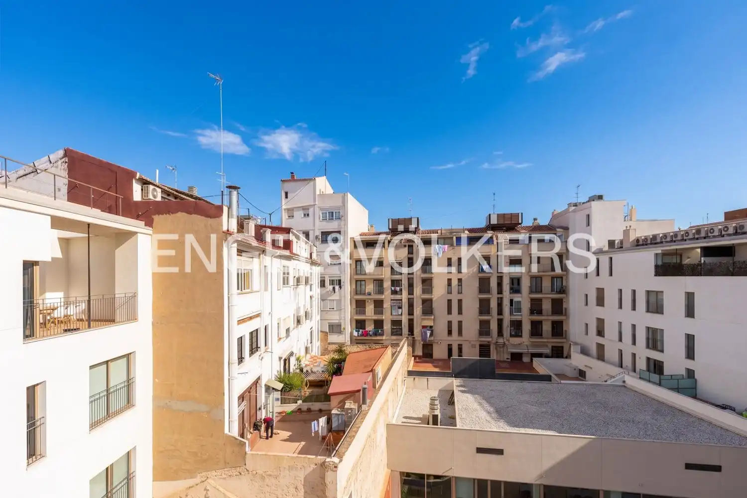 Terraza de Ático en venta en Valencia con Aire acondicionado, Calefacción y Jardín privado