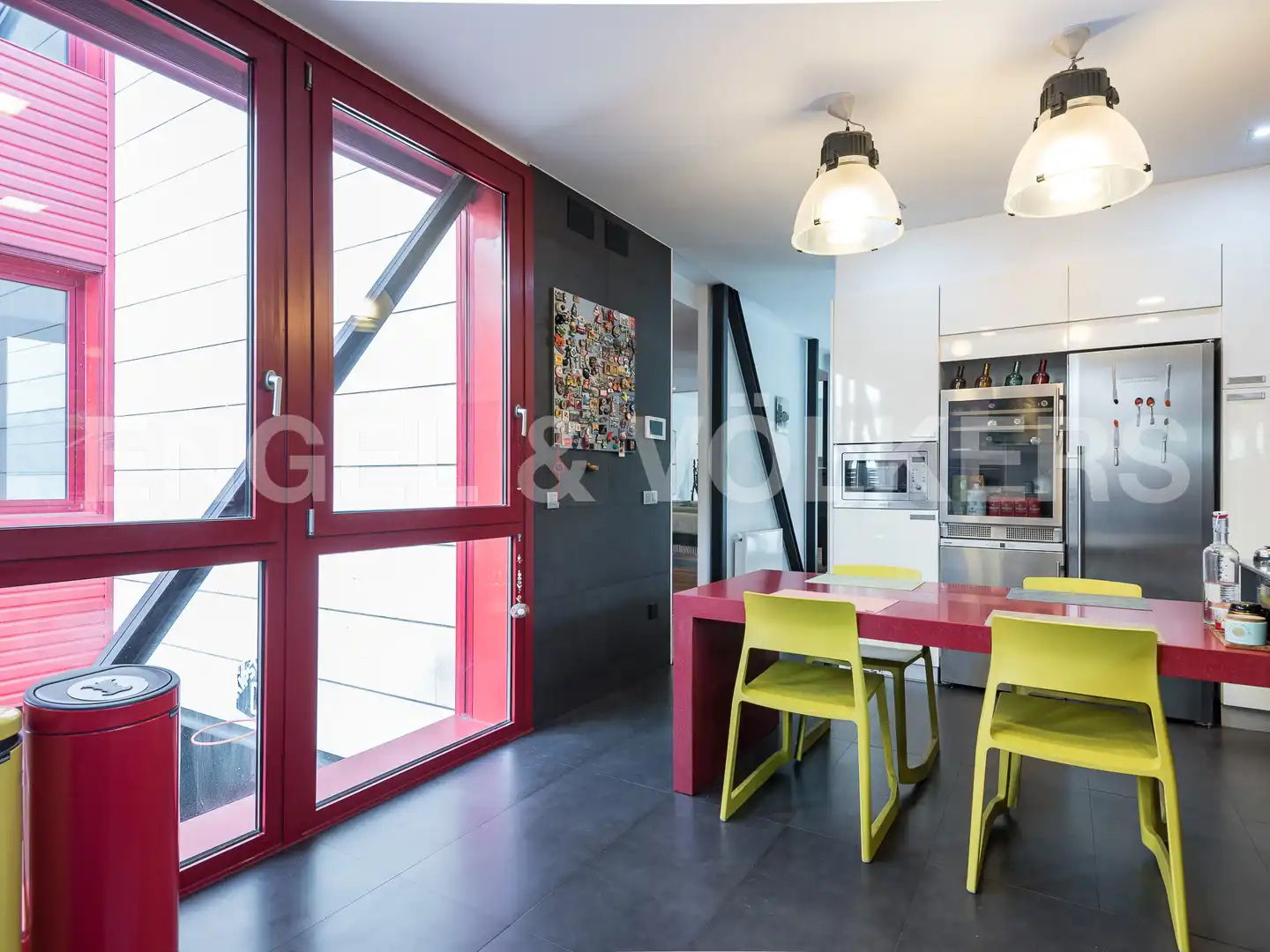 Cocina de Casa o chalet en venta en Barcelona con Aire acondicionado, Calefacción y Jardín privado