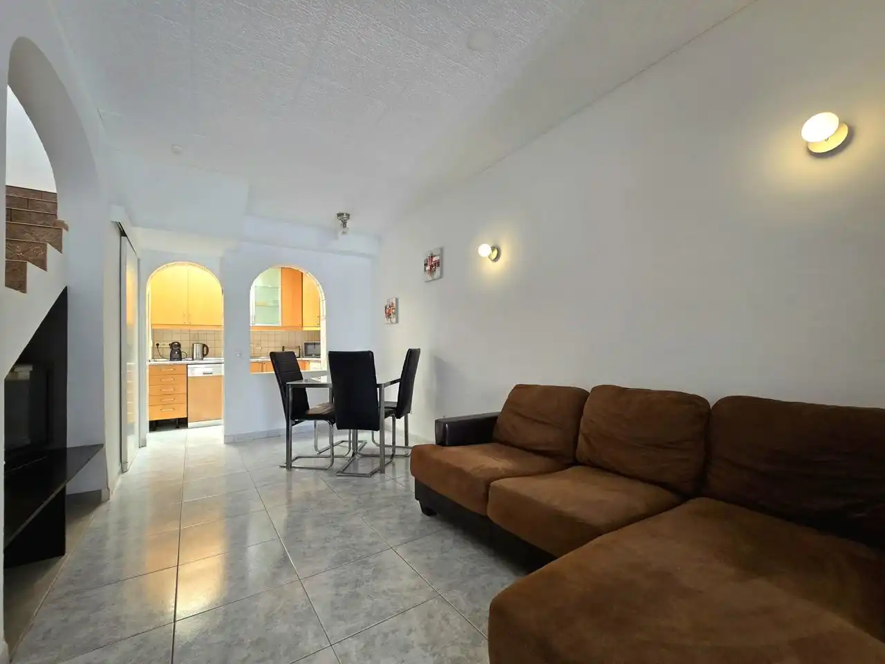 Sala de estar de Dúplex de alquiler en San Bartolomé de Tirajana con Terraza, Amueblado y Piscina comunitaria