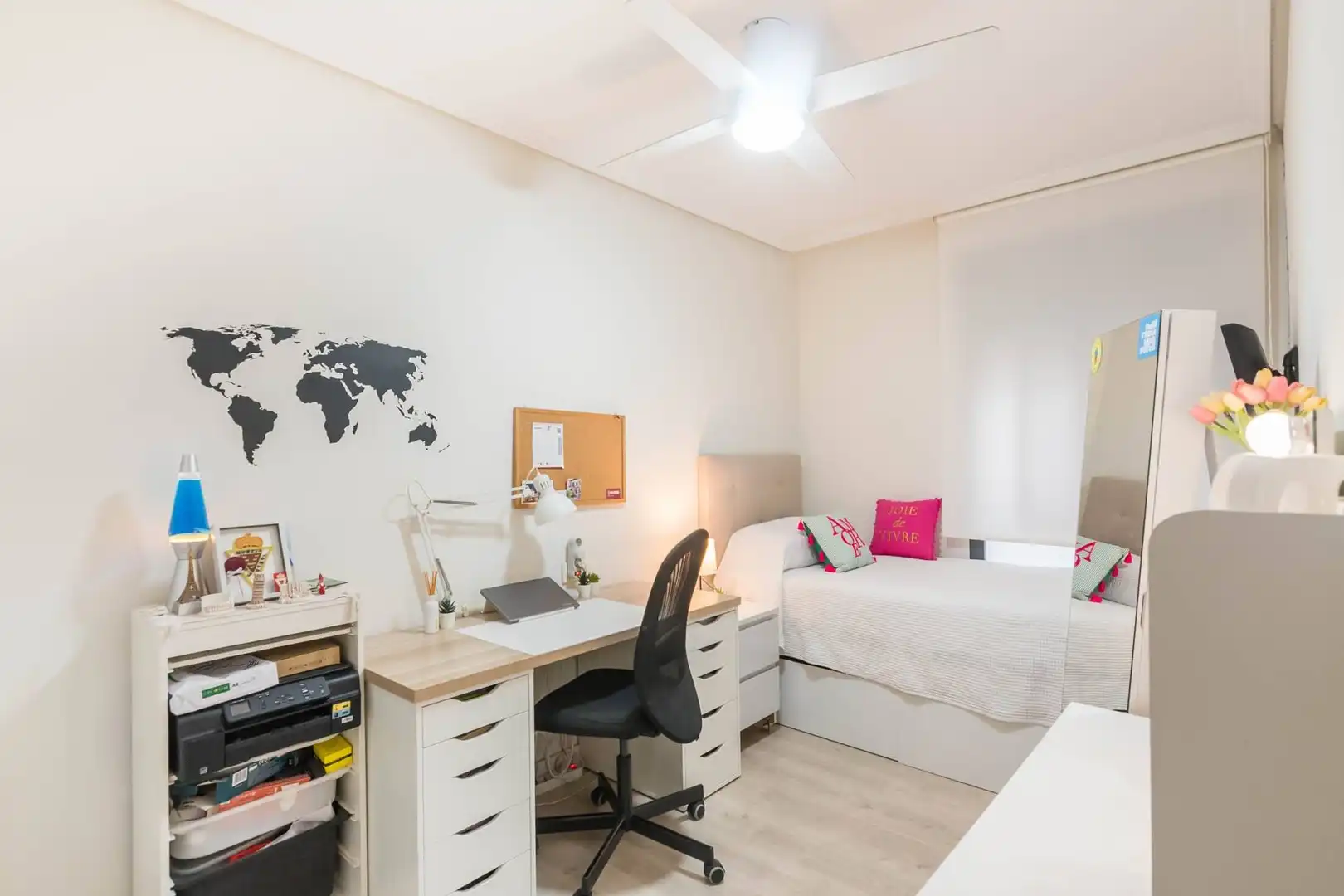 Bedroom of Attic for sale in Murcia  with Air Conditioner, Terrace and Storage room