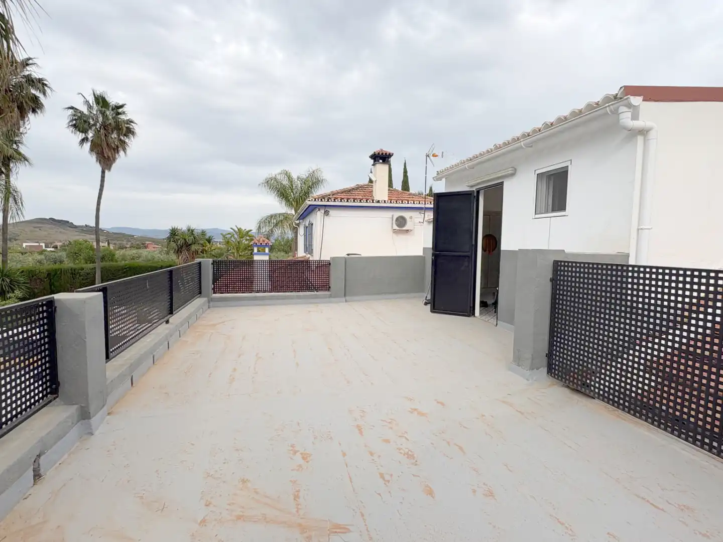 Terrasse von Country house zum Verkauf in Alhaurín de la Torre mit Klimaanlage, Privatgarten und Terrasse