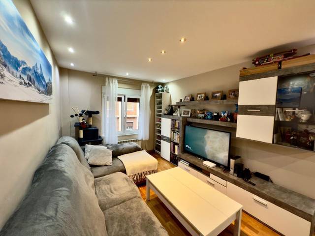 Piso en Venta en  MIGUEL ANGEL BLANCO, 9 en Masip