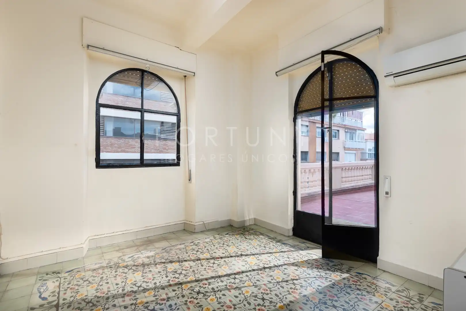 Schlafzimmer von Dachboden zum Verkauf in Málaga mit Klimaanlage, Terrasse und Abstellraum