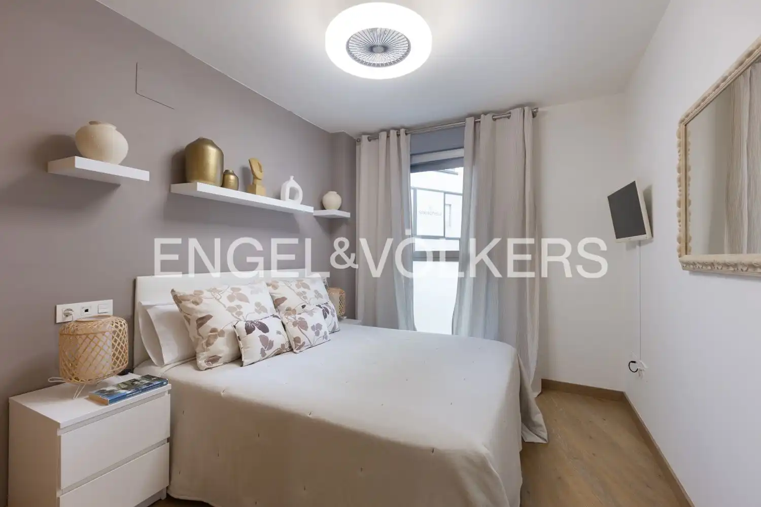 Habitación de Piso en venta en Valencia con Aire acondicionado, Calefacción y Trastero