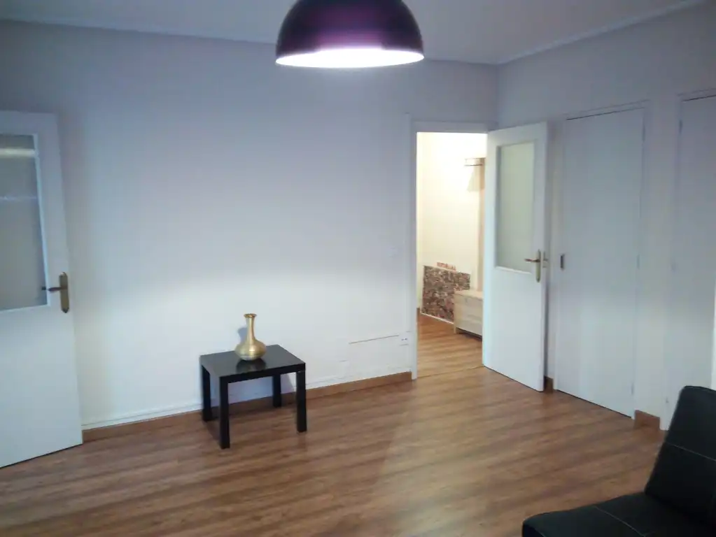 Bedroom of Flat for sale in Santiago de Compostela   with Heating, Storage room and Furnished