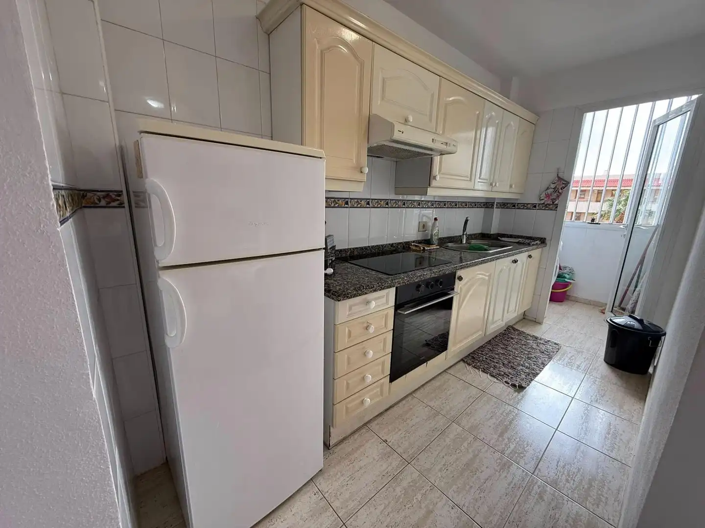 Apartments for rent in Calle HMNO PEDRO DE BETHENCOURT, 13, Los Cristianos