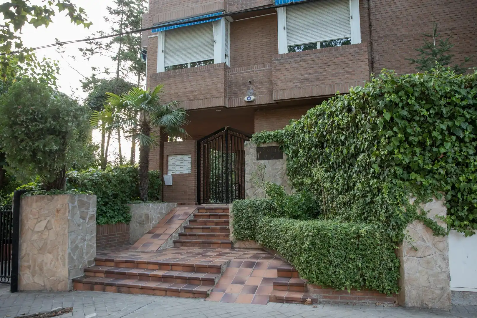 Außenansicht von Wohnung zum Verkauf in Madrid mit Klimaanlage, Heizung und Parkett