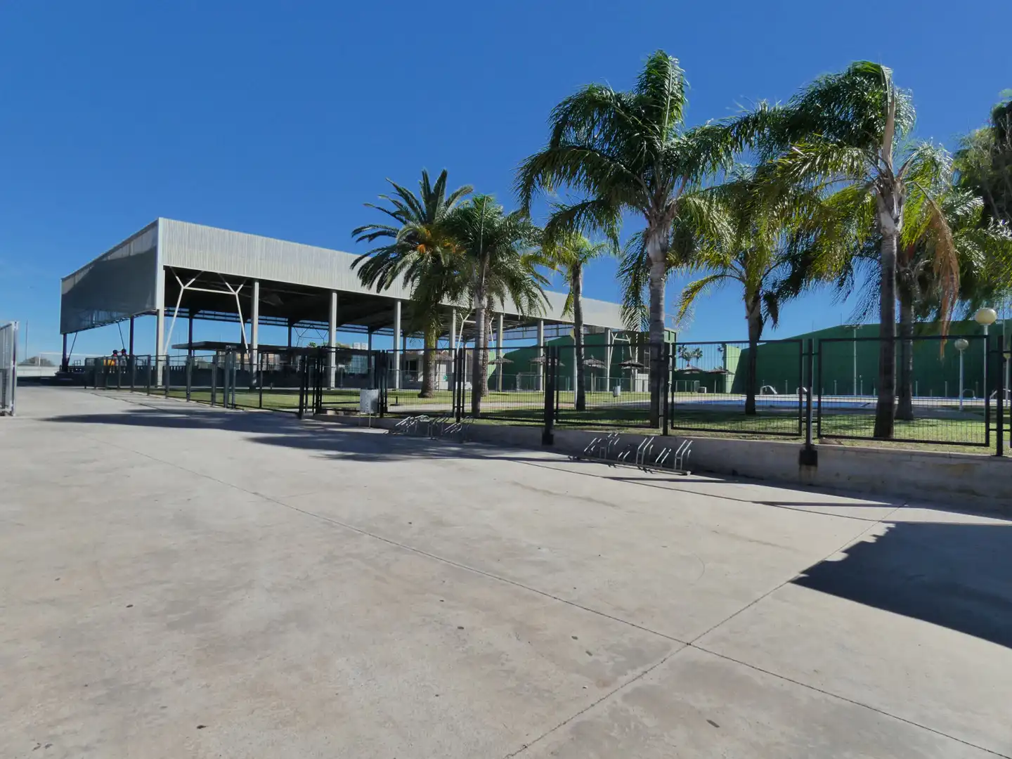 Vista exterior de Residencial en venta en Rafelbuñol / Rafelbunyol